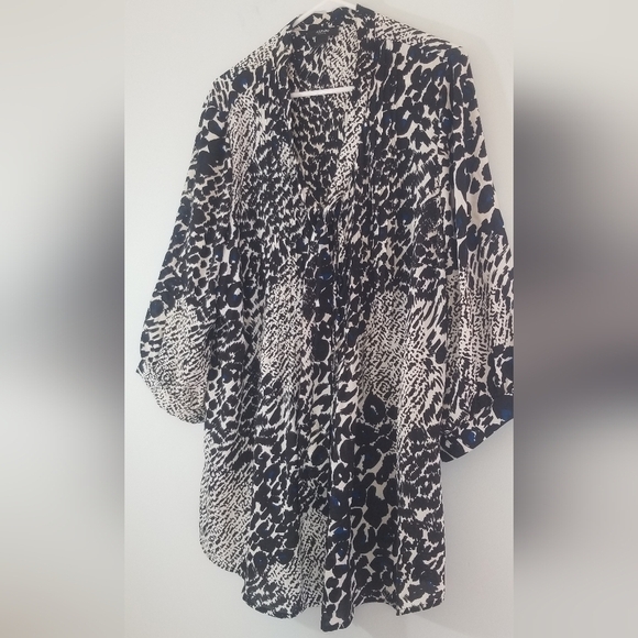 Alfani Woman Bold Blouse Sheer & Lightweight 3/4 Sleeves Button Up Plus Size 16W - Picture 1 of 7